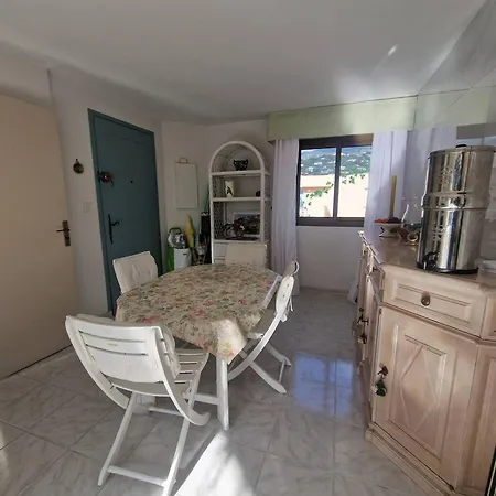 Superbe T3 Avec Terrasse A 100m De La - Fr-1-100-347 Апартаменты *